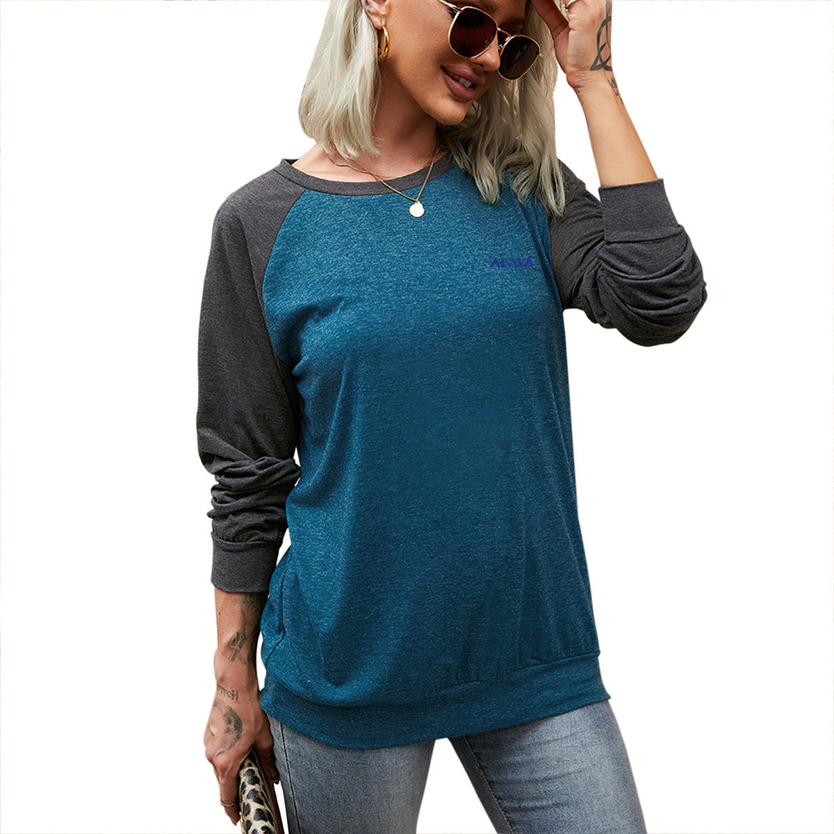 Women's Casual T-shirt Alma Brand 24071