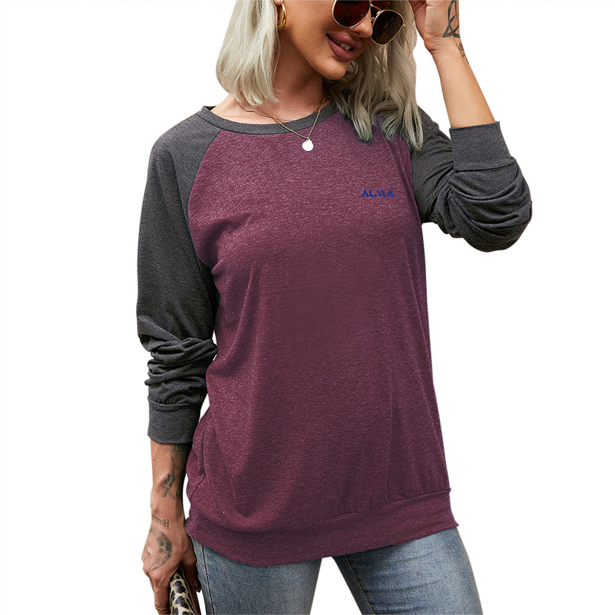 Women's Casual T-shirt Alma Brand 24071